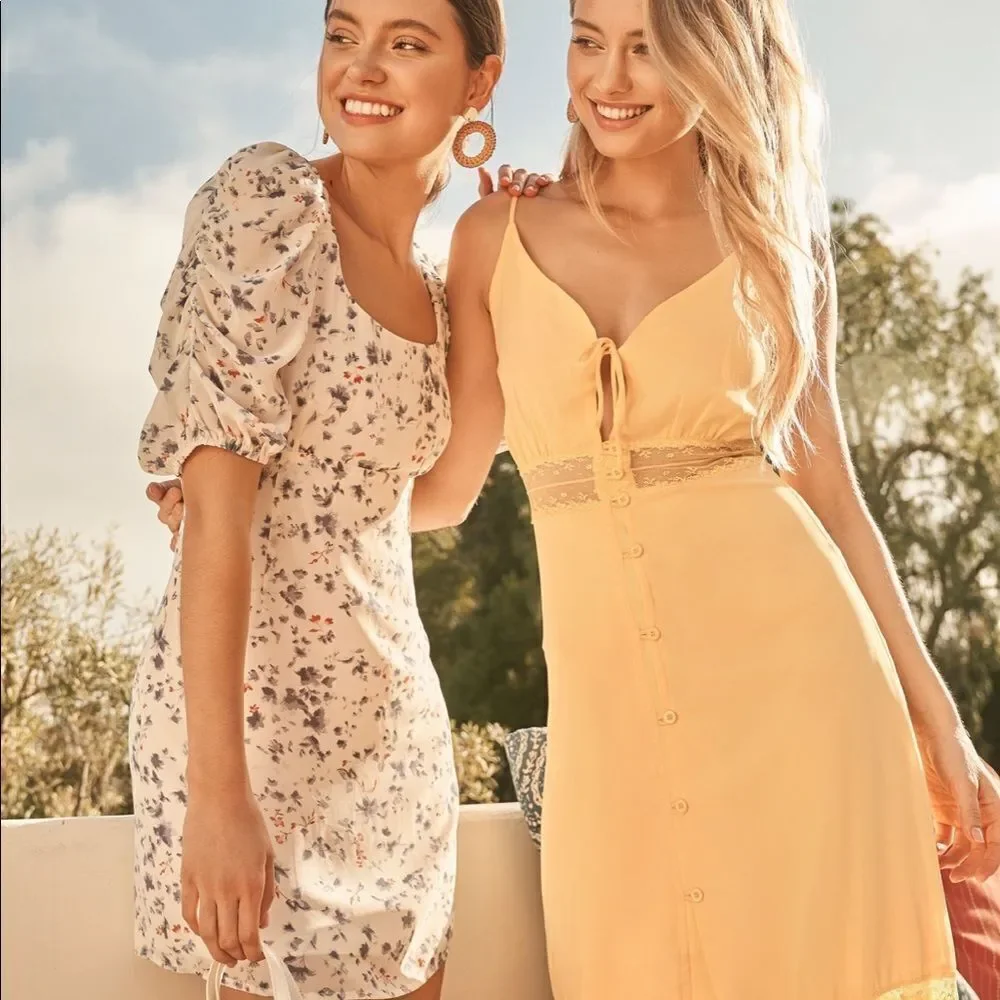 ✨ Elsie Floral Print Ruched Dress✨